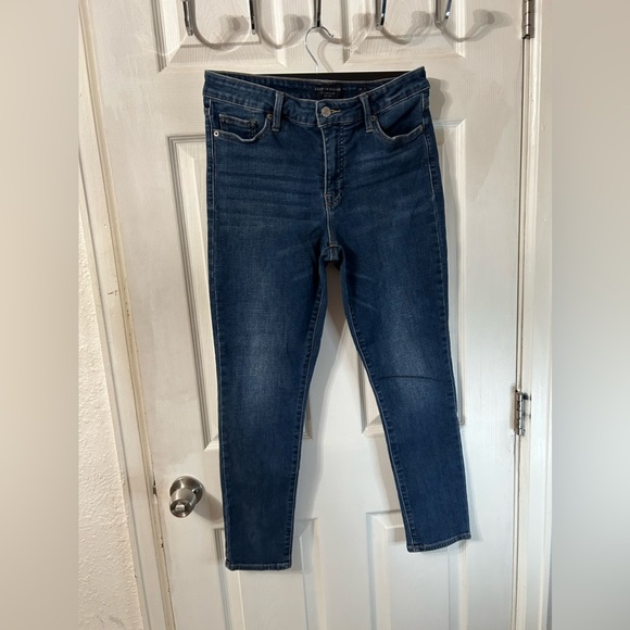 Lucky Brand Jeans - Picture 2 of 4